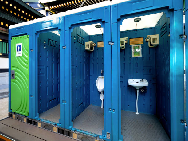 Best Porta potty delivery and setup  in North Browning, MT